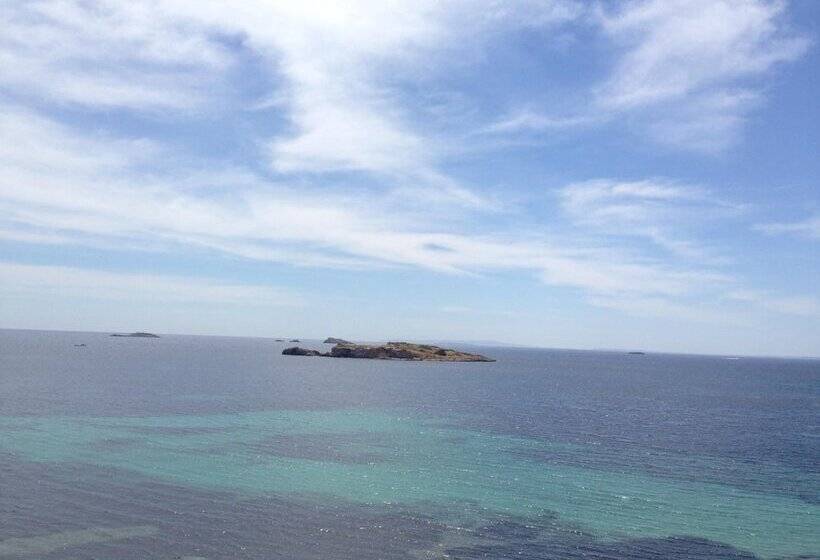 Apartamentos Llevant