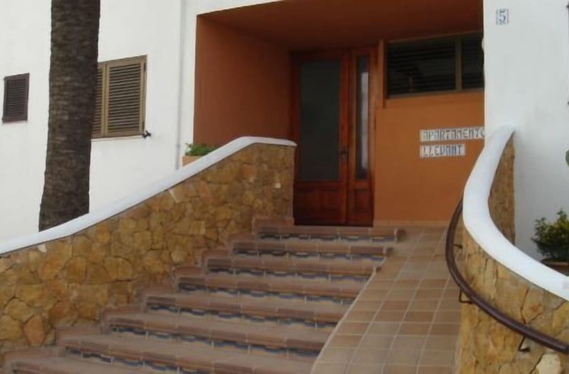 Apartamentos Llevant