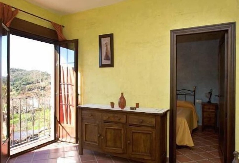 Aparthotel Rural 12 Caños