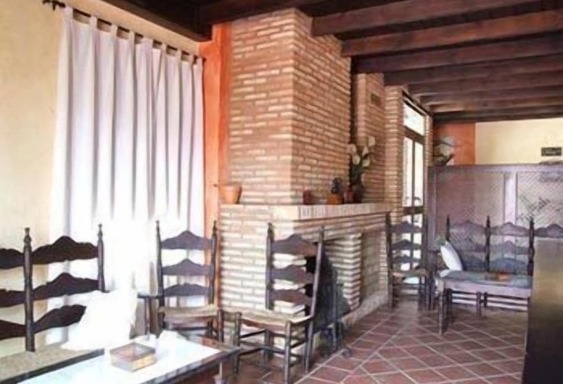 Aparthotel Rural 12 Caños