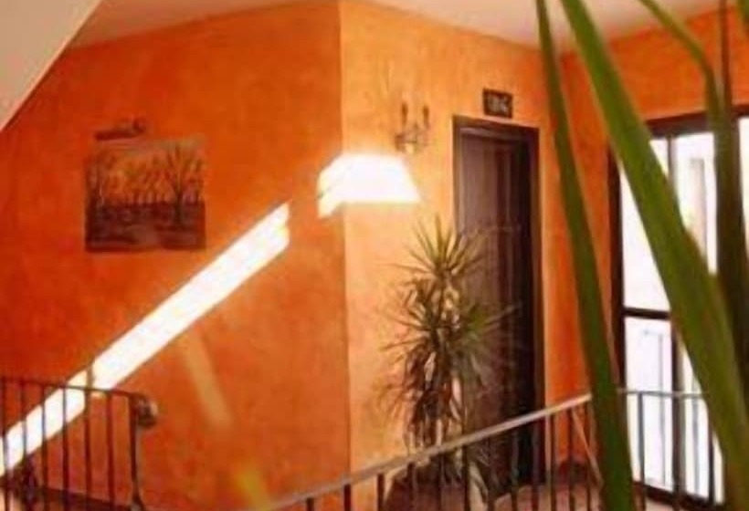 Aparthotel Rural 12 Caños