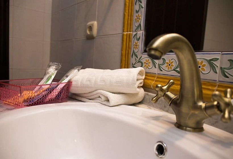 Aparthotel Rural 12 Caños