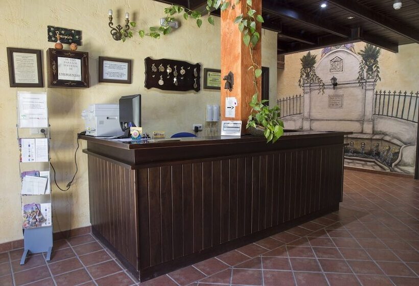 Aparthotel Rural 12 Caños