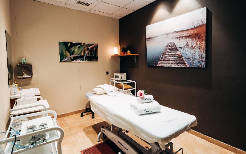 Azz Valencia Congress Hotel & Spa