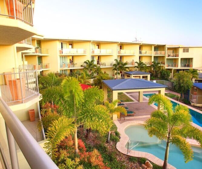Caloundra Central Apartment Hotel Official