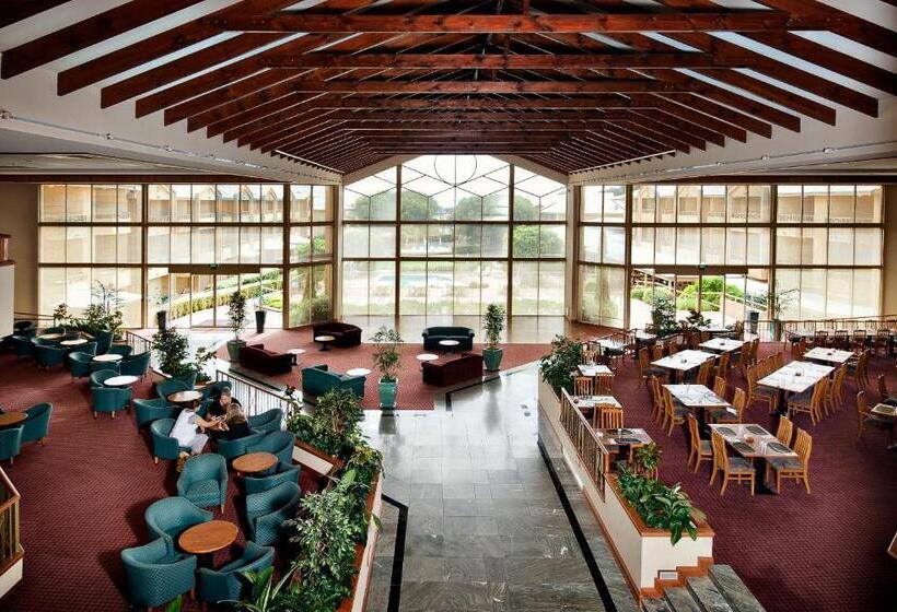 בית מלון כפרי Abbey Beach Resort