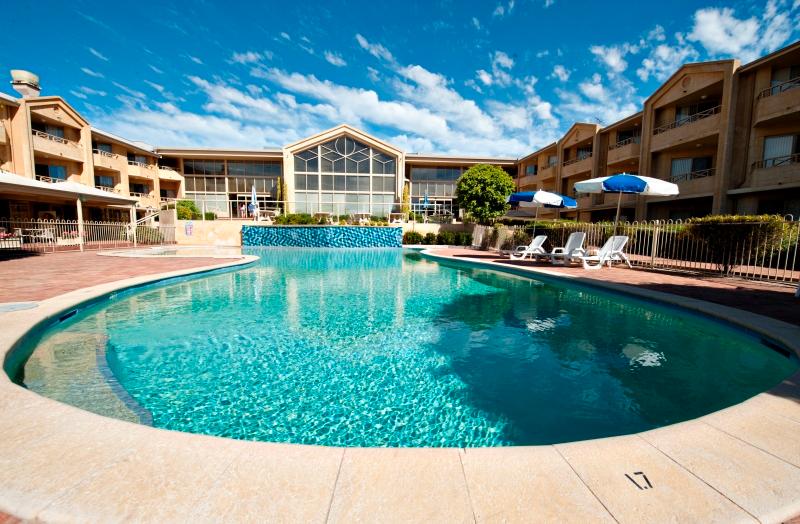 בית מלון כפרי Abbey Beach Resort