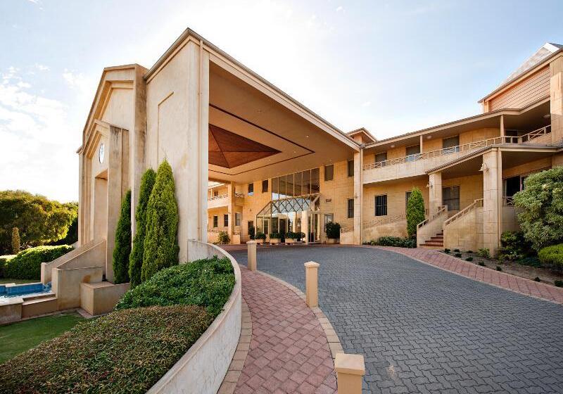 בית מלון כפרי Abbey Beach Resort