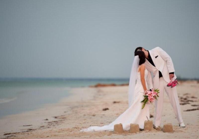 בית מלון כפרי Abbey Beach Resort