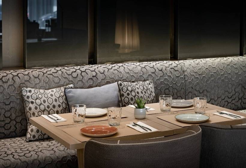 Ac Hotel Madrid Feria By Marriott