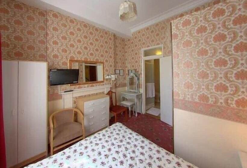 Отель Albro House