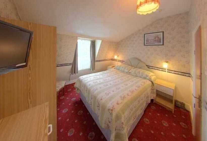 Отель Albro House