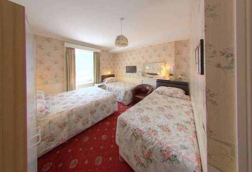 Отель Albro House