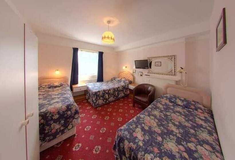 Отель Albro House