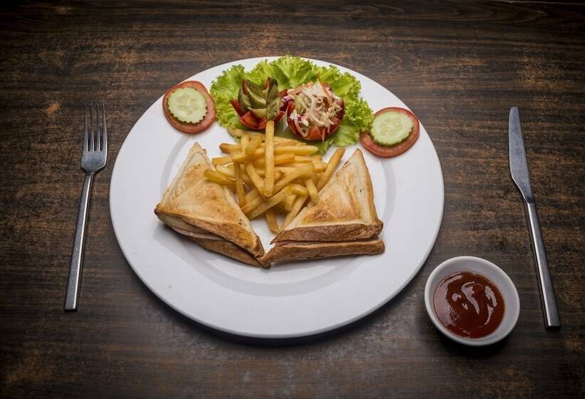 فندق Angkor Holiday