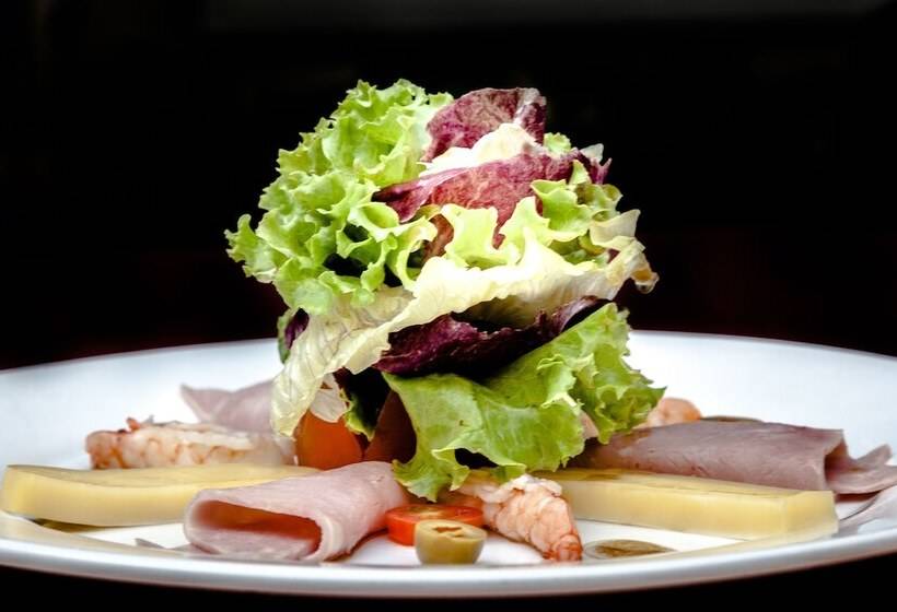 فندق Angkor Holiday