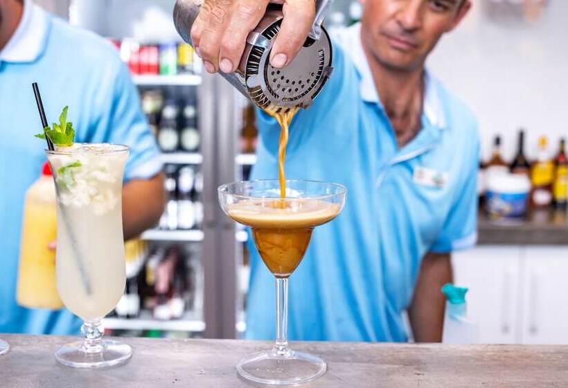 בית מלון כפרי Angourie Resort