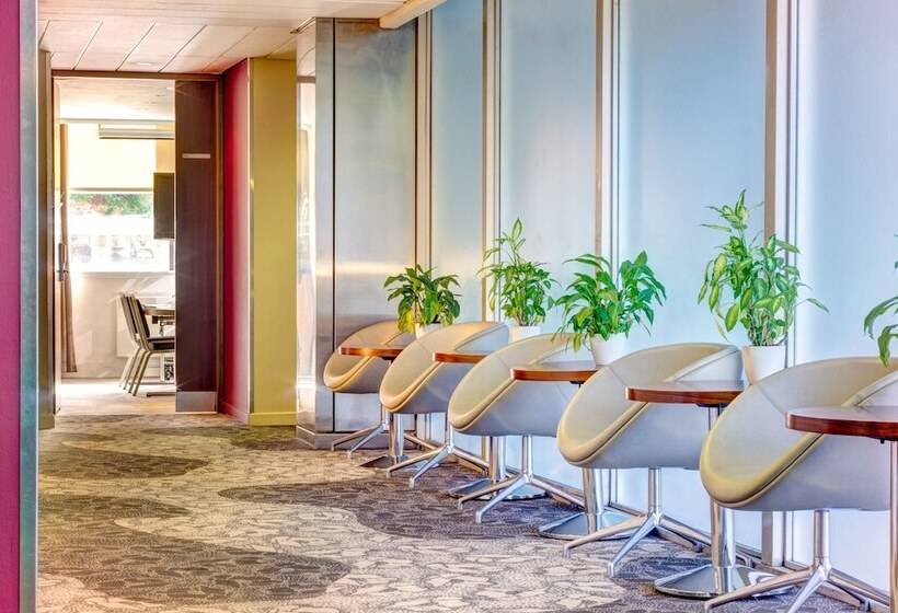 Отель Apex Grassmarket