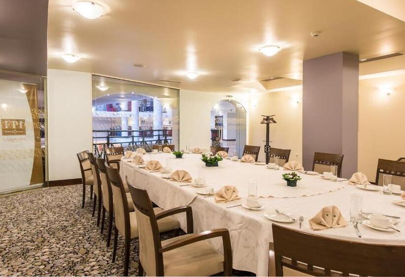 ホテル Arena Di Serdica