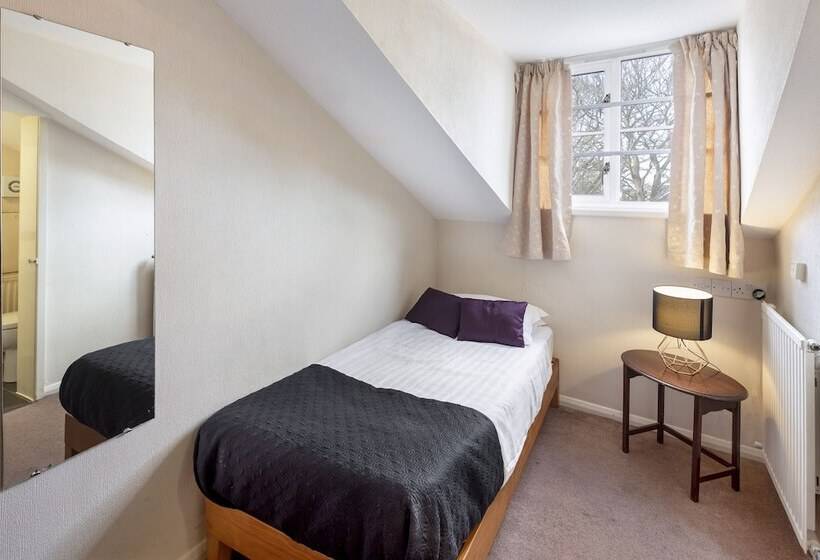 Отель Astor York Hostel