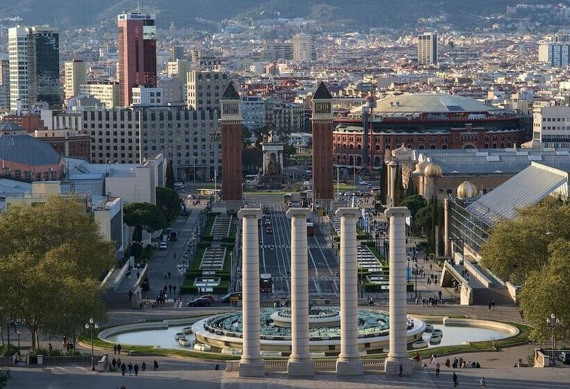 هتل Indigo Barcelona Plaza Espana, An Ihg