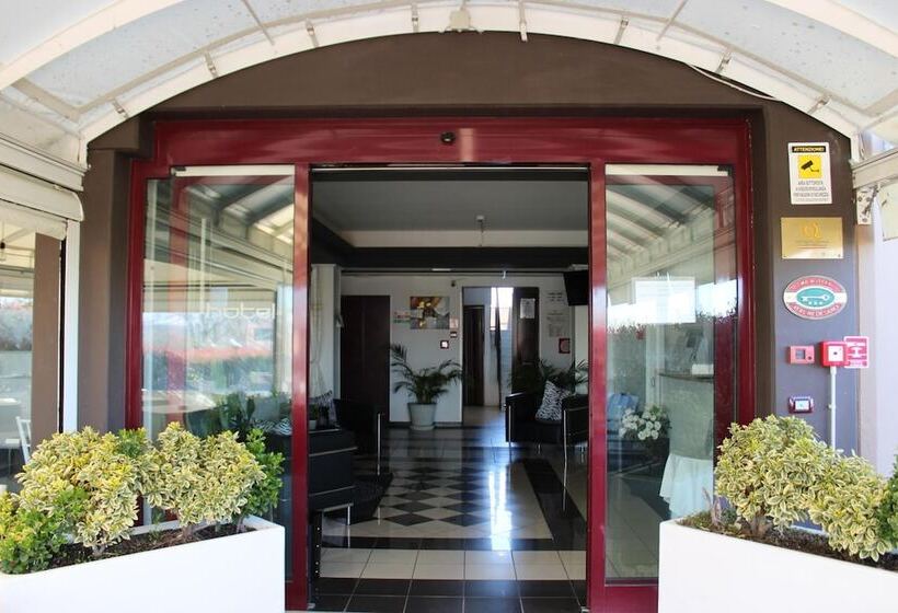 בית מלון כפרי Ayri