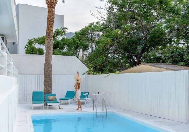 ホテル Azure Mare