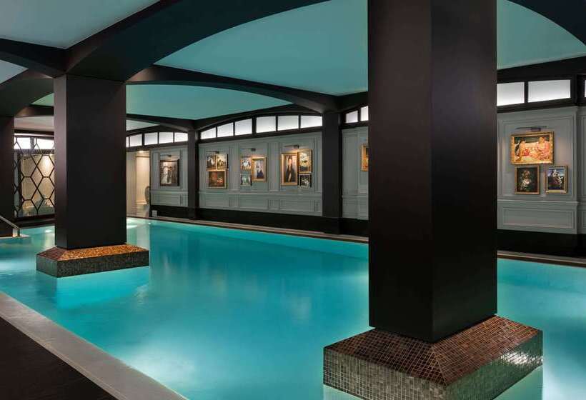 ホテル Hôtel Barrière Fouquet S Paris