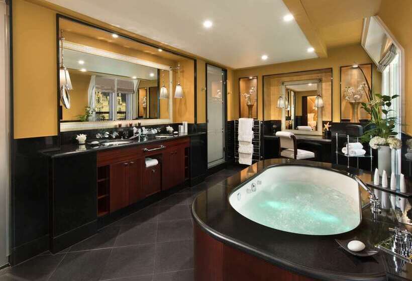 ホテル Hôtel Barrière Fouquet S Paris