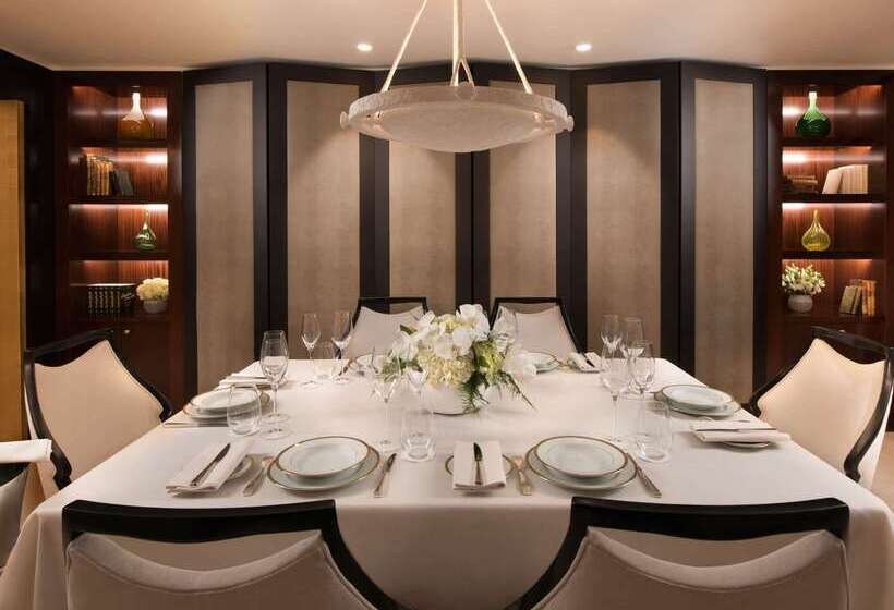 ホテル Hôtel Barrière Fouquet S Paris