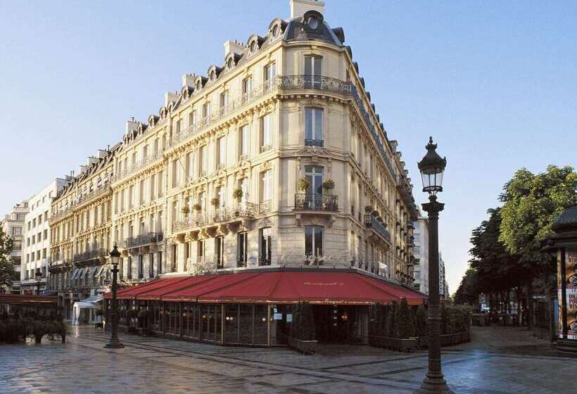 ホテル Hôtel Barrière Fouquet S Paris