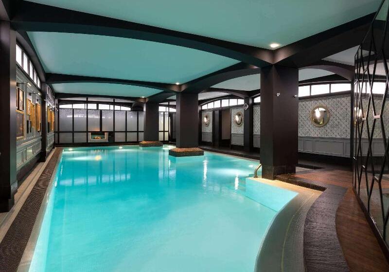 ホテル Hôtel Barrière Fouquet S Paris