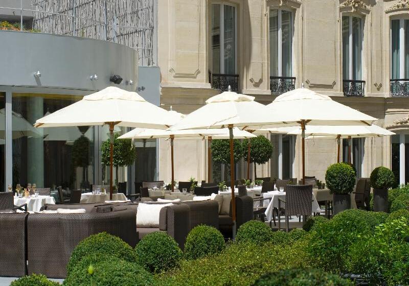 ホテル Hôtel Barrière Fouquet S Paris