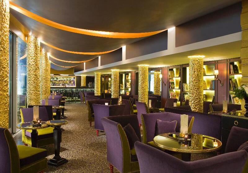 ホテル Hôtel Barrière Fouquet S Paris