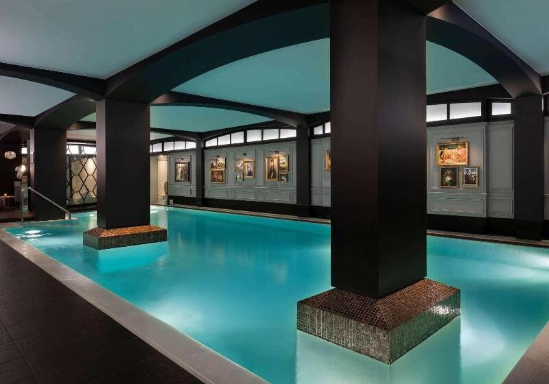 ホテル Hôtel Barrière Fouquet S Paris