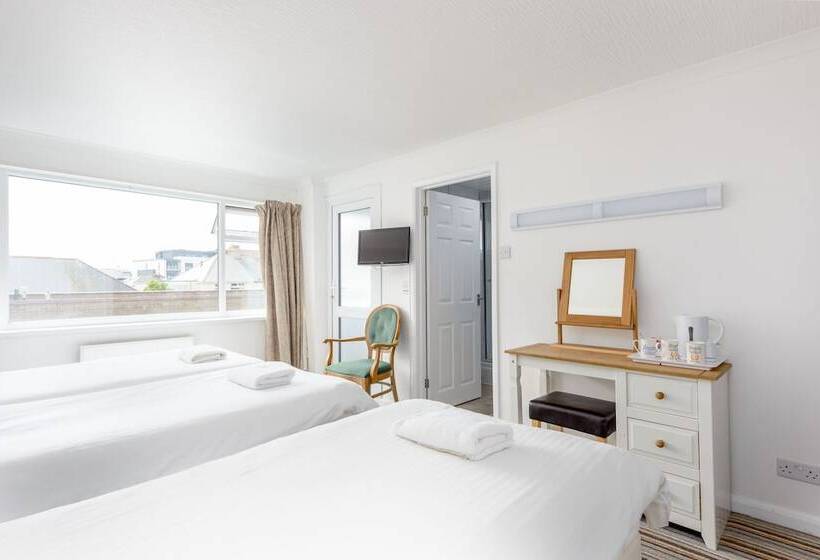 ホテル Barrowfield