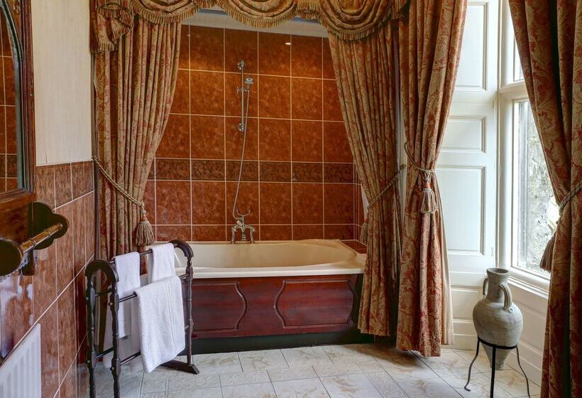 Отель Best Western Walworth Castle