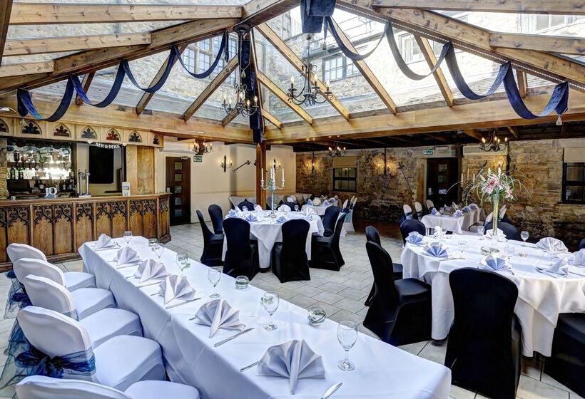 Отель Best Western Walworth Castle