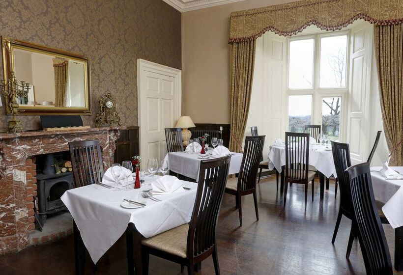 Отель Best Western Walworth Castle