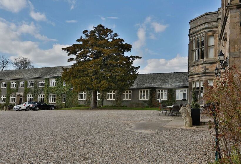 Отель Best Western Walworth Castle