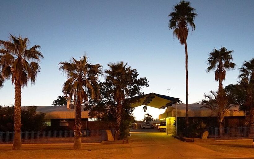 فندق Bluestone Motor Inn