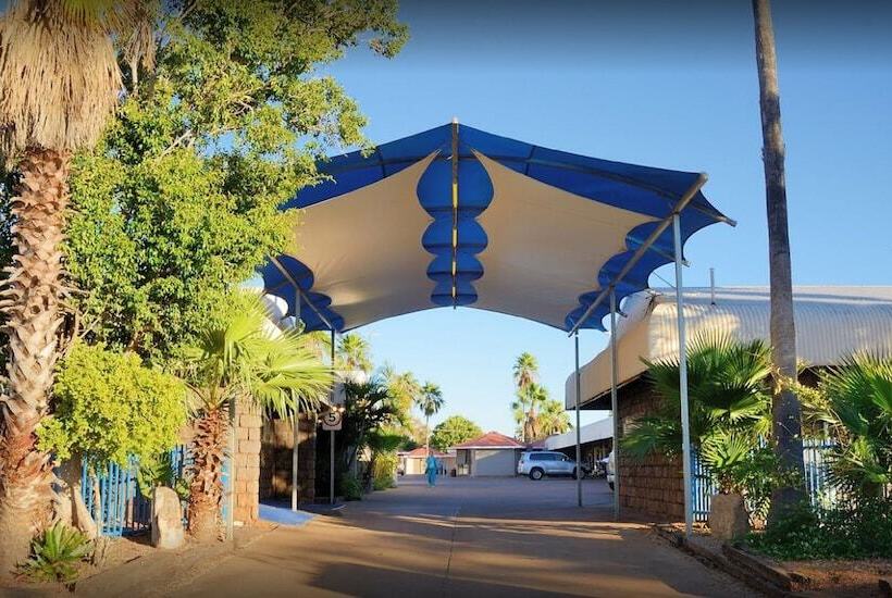 فندق Bluestone Motor Inn