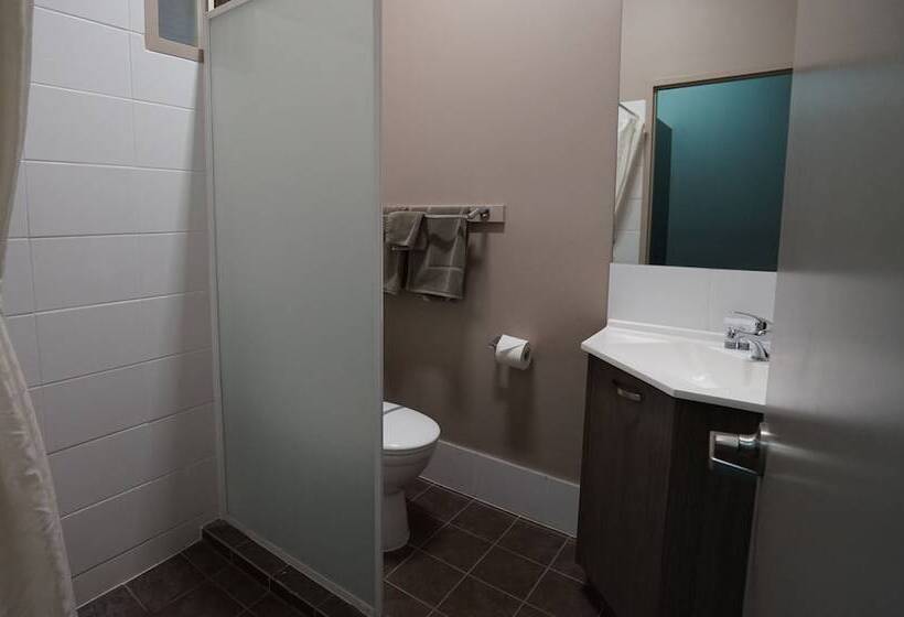 فندق Bluestone Motor Inn