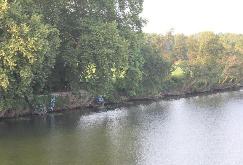 ホテル Bom Sucesso