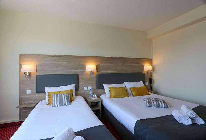 Brit Hotel Bleu Nuit