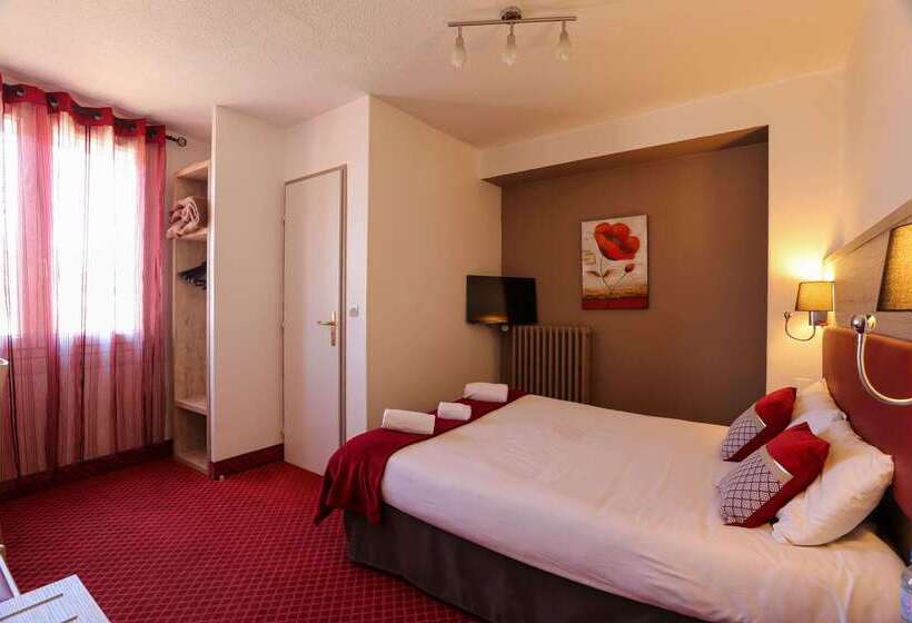 Brit Hotel Bleu Nuit