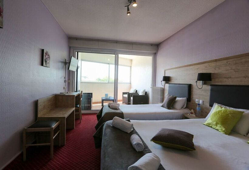 Brit Hotel Bleu Nuit