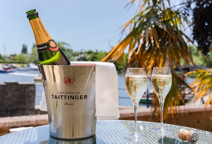 Captain S Club Hotel & Spa