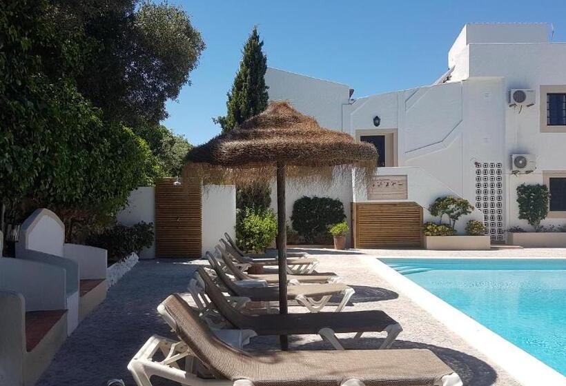 Отель Casa Do Alto