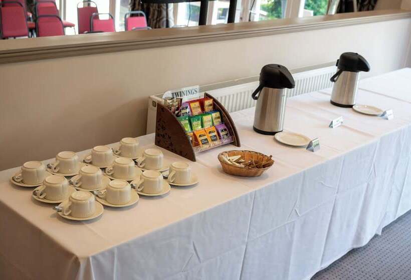 فندق Cedars Inn By Greene King Inns